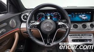Mercedes-Benz E-Class E350 4MATIC Exclusive 2023 года из Южной Кореи