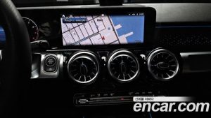 Mercedes-Benz GLB-Class GLB250 4MATIC 2025 года из Южной Кореи