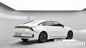 Kia K8 Noblesse 2025 года из Южной Кореи