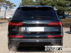 Audi Q7 55 TFSI 4WD Premium 2023 года из Южной Кореи
