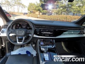 Audi Q7 55 TFSI 4WD Premium 2023 года из Южной Кореи