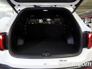 Kia Sorento HEV 1.6 2WD 2024 года из Южной Кореи