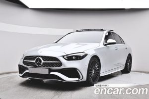 Mercedes-Benz C-Class C300 4MATIC AMG Line 2023 года из Южной Кореи