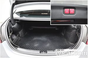 Mercedes-Benz C-Class C300 4MATIC AMG Line 2023 года из Южной Кореи