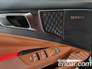 Kia K8 Signature 2025 года из Южной Кореи