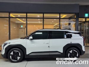 Kia EV3 Standard 2WD 2025 года из Южной Кореи