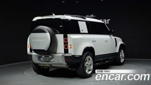 Land Rover Defender 110 D250 SE 2024 года из Южной Кореи