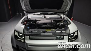 Land Rover Defender 110 D250 SE 2024 года из Южной Кореи