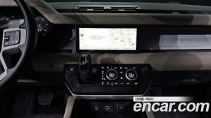 Land Rover Defender 110 D250 SE 2024 года из Южной Кореи