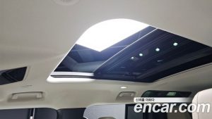 Land Rover Defender 110 D250 SE 2024 года из Южной Кореи
