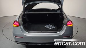 Mercedes-Benz E-Class E200 Avantgarde 2024 года из Южной Кореи