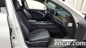 Kia K8 Signature 2025 года из Южной Кореи
