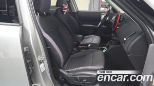 Mini Countryman E CLASSIC 2025 года из Южной Кореи