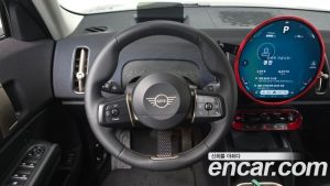 Mini Countryman E CLASSIC 2025 года из Южной Кореи