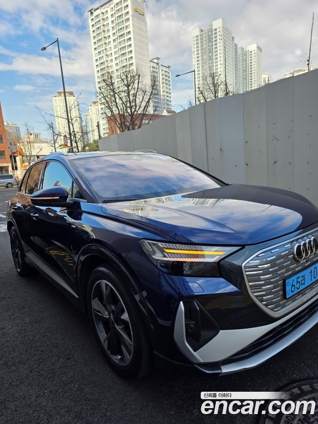 Audi Q4 e-tron 40 Premium 2023 года из Кореи