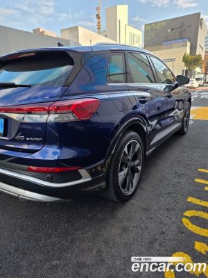Audi Q4 e-tron 40 Premium 2023 года из Южной Кореи