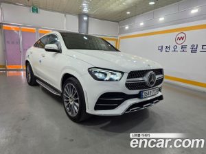 Mercedes-Benz GLE-Class GLE350e 4MATIC Coupe 2023 года из Южной Кореи