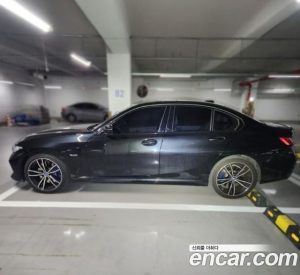 BMW 3-Series 330e M Sport 2023 года из Южной Кореи