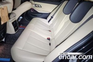 BMW 3-Series 330e M Sport 2023 года из Южной Кореи