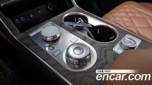 Genesis GV80 2.5T Бензин AWD 2024 года из Южной Кореи