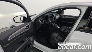 Renault-KoreaSamsung XM3 1.6 E-TECH Inspire Design Charger 2024 года из Южной Кореи