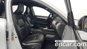 Renault-KoreaSamsung XM3 1.6 E-TECH Inspire Design Charger 2024 года из Южной Кореи