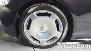 Mercedes-Benz S-Class S500L 4MATIC 2024 года из Южной Кореи