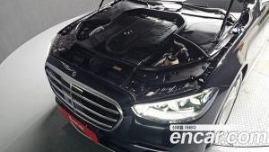 Mercedes-Benz S-Class S500L 4MATIC 2024 года из Южной Кореи