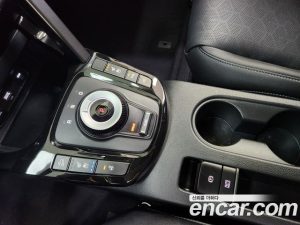 Kia Seltos Бензин 1.6 Turbo 2WD 2024 года из Южной Кореи