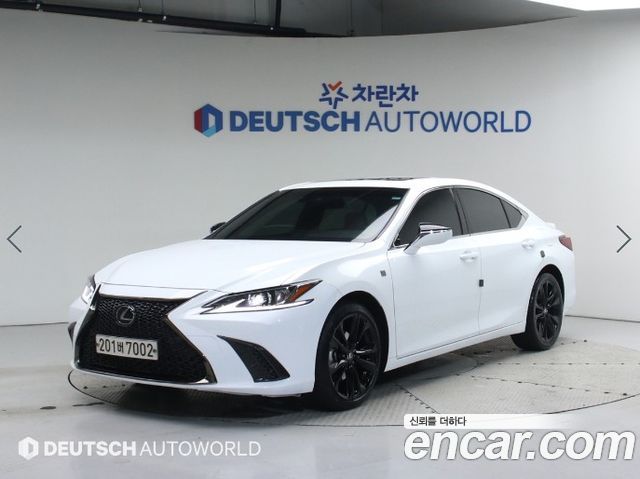 Lexus ES F-Sport Design Charger 2024 года из Кореи