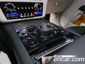 Rolls-Royce Ghost 6.7 V12 2022 года из Южной Кореи