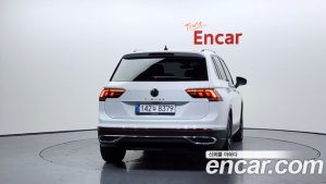 Volkswagen Tiguan 2.0 TDI Premium 2022 года из Южной Кореи
