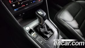 Volkswagen Tiguan 2.0 TDI Premium 2022 года из Южной Кореи