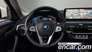 BMW 5-Series 530i Luxury 2023 года из Южной Кореи