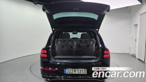 Genesis GV80 2.5T Бензин AWD 2024 года из Южной Кореи