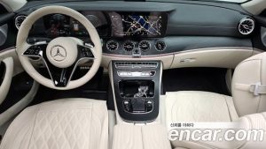 Mercedes-Benz CLS-Class CLS300d 4MATIC 2023 года из Южной Кореи