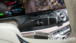 Mercedes-Benz CLS-Class CLS300d 4MATIC 2023 года из Южной Кореи