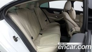 Mercedes-Benz CLS-Class CLS300d 4MATIC 2023 года из Южной Кореи