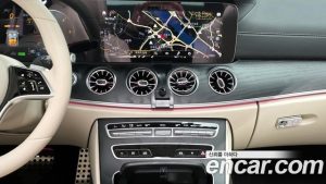 Mercedes-Benz CLS-Class CLS300d 4MATIC 2023 года из Южной Кореи