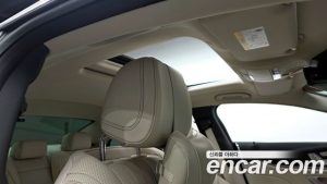 Mercedes-Benz CLS-Class CLS300d 4MATIC 2023 года из Южной Кореи