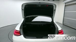 Mercedes-Benz CLS-Class CLS300d 4MATIC 2023 года из Южной Кореи