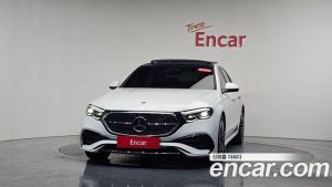 Mercedes-Benz E-Class E300 4MATIC AMG Line 2024 года из Южной Кореи