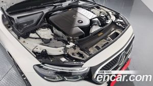 Mercedes-Benz E-Class E300 4MATIC AMG Line 2024 года из Южной Кореи