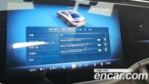 Mercedes-Benz E-Class E300 4MATIC AMG Line 2024 года из Южной Кореи
