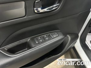 Renault-KoreaSamsung QM6 2.0 GDe LE Signature 2WD 2023 года из Южной Кореи