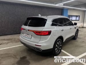 Renault-KoreaSamsung QM6 2.0 GDe LE Signature 2WD 2023 года из Южной Кореи