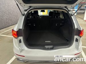 Renault-KoreaSamsung QM6 2.0 GDe LE Signature 2WD 2023 года из Южной Кореи