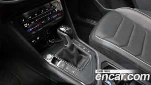 Volkswagen Tiguan 2.0 TDI Prestige 2023 года из Южной Кореи