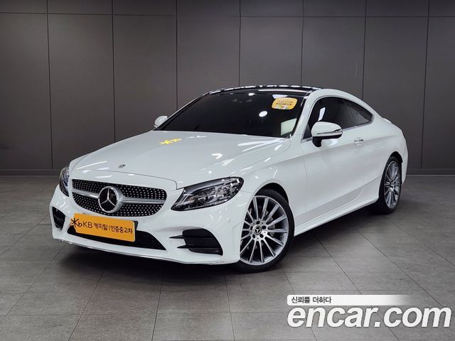 Mercedes-Benz C-Class C200 Coupe 2023 года из Кореи