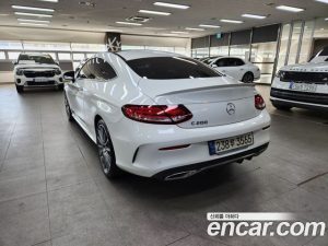 Mercedes-Benz C-Class C200 Coupe 2023 года из Южной Кореи